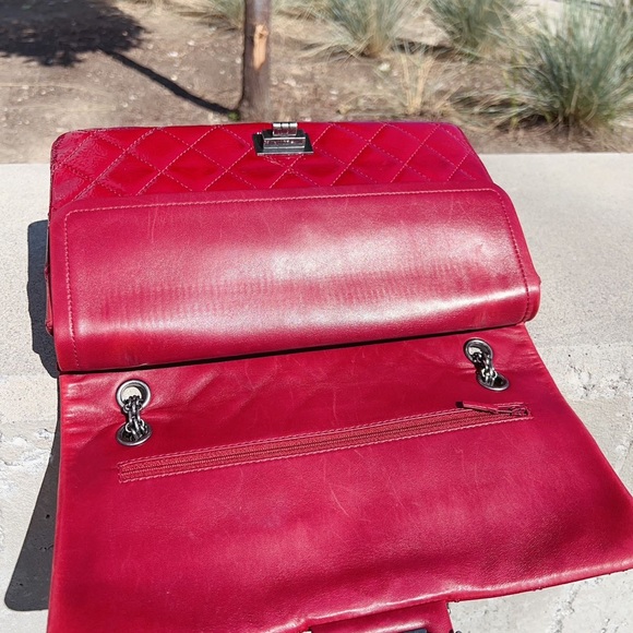 Chanel Reissue 227 Double Flap Bag Patent Red - Picture 4 of 10